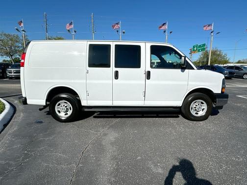 2024 Chevrolet Express 2500 Work Van