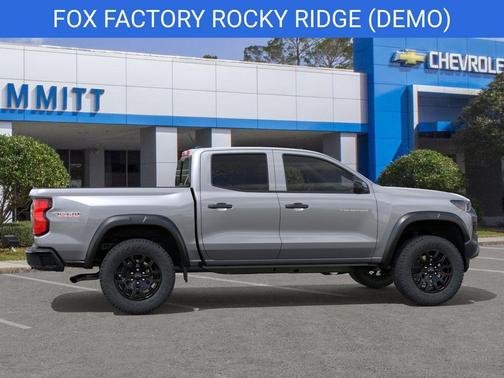 Sterling Gray Metallic 2026 Chevrolet Colorado Trail Boss