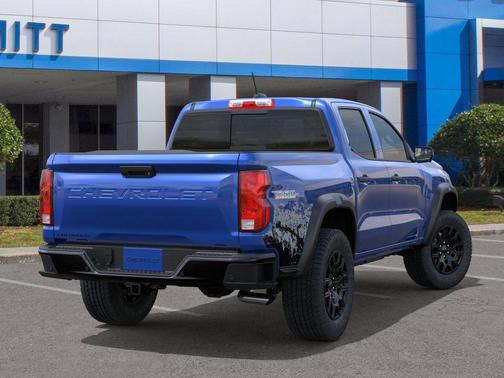 Reef Blue Metallic 2026 Chevrolet Colorado Trail Boss