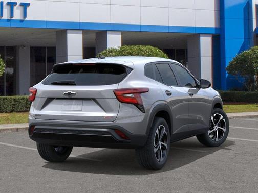 Sterling Gray Metallic 2026 Chevrolet Trax 1RS