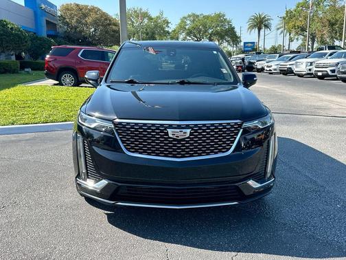 Stellar Black Metallic 2022 Cadillac XT6 Luxury FWD