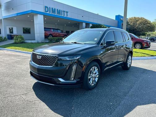 Stellar Black Metallic 2022 Cadillac XT6 Luxury FWD