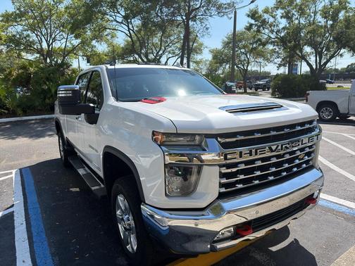 Iridescent Pearl Tricoat 2022 Chevrolet Silverado 3500 LTZ