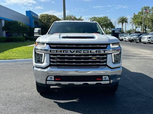 Iridescent Pearl Tricoat 2022 Chevrolet Silverado 3500 LTZ