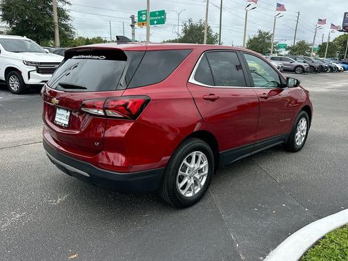 Cherry Red Tintcoat 2022 Chevrolet Equinox 1LT