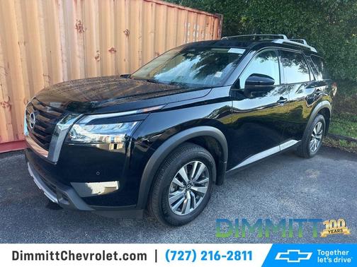 Super Black 2025 Nissan Pathfinder SL