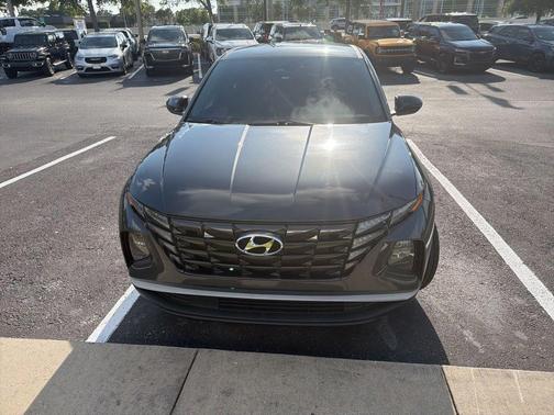 Portofino Gray 2022 Hyundai TUCSON SE