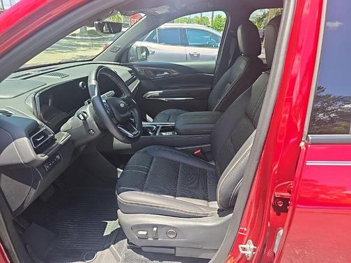 Radiant Red 2025 Chevrolet Traverse High Country