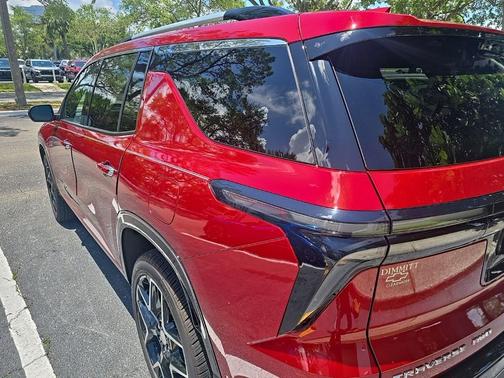 Radiant Red 2025 Chevrolet Traverse High Country