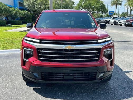 Radiant Red 2025 Chevrolet Traverse High Country
