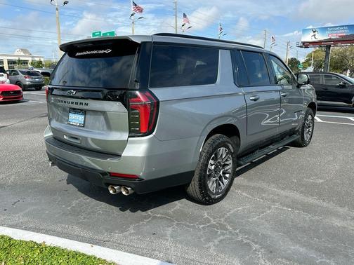 2025 Chevrolet Suburban Z71