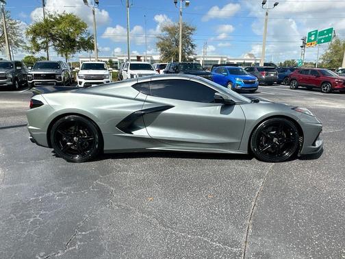 2022 Chevrolet Corvette Stingray w/2LT