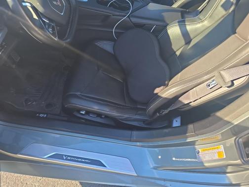 2022 Chevrolet Corvette Stingray w/2LT