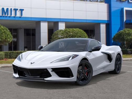Arctic White 2026 Chevrolet Corvette Stingray w/2LT