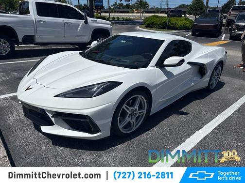 Arctic White 2024 Chevrolet Corvette Stingray w/2LT