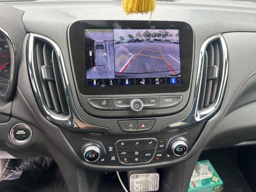 Harvest Gold / Bronze 2024 Chevrolet Equinox RS