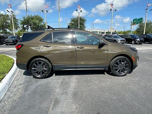 Harvest Gold / Bronze 2024 Chevrolet Equinox RS