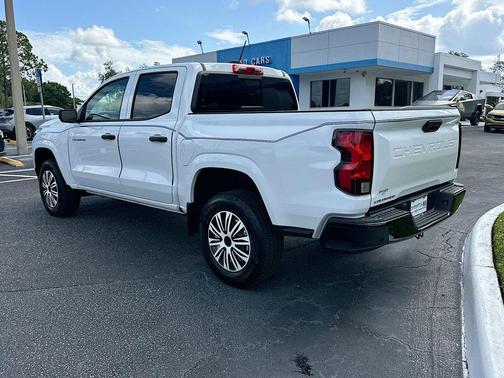 Summit White 2025 Chevrolet Colorado WT