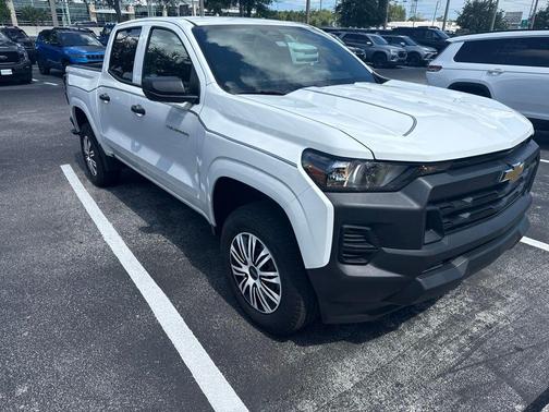 Summit White 2025 Chevrolet Colorado WT