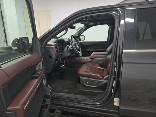 Dark Matter Gray Metallic 2024 Ford Expedition Max Limited