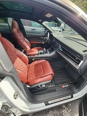 Glacier White Metallic 2024 Audi SQ8 4.0T Premium Plus