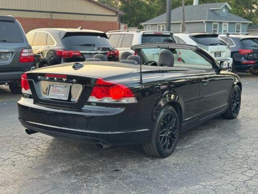 2010 Volvo C70 T5