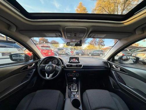 2016 Mazda Mazda3 i Touring