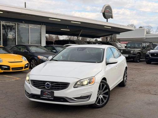 2016 Volvo S60 Inscription T5 Platinum