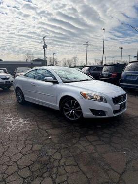 2011 Volvo C70 T5