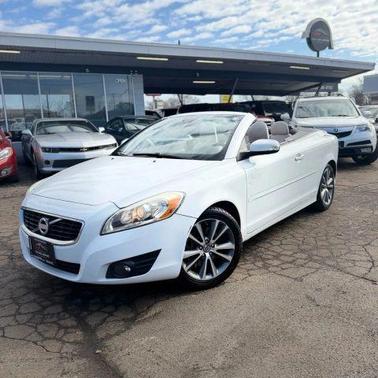 2011 Volvo C70 T5