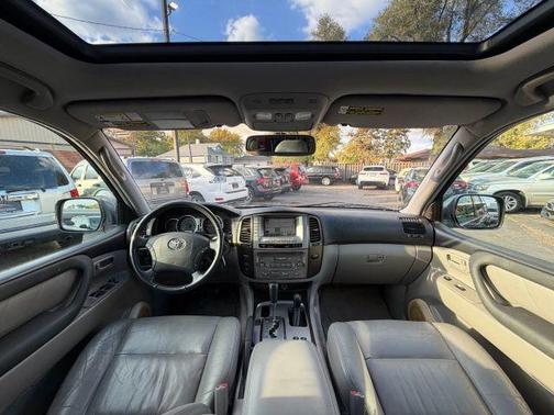 2005 Toyota Land Cruiser V8