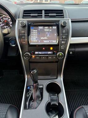 2015 Toyota Camry Hybrid SE