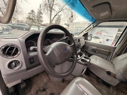 2013 Ford E250 Cargo