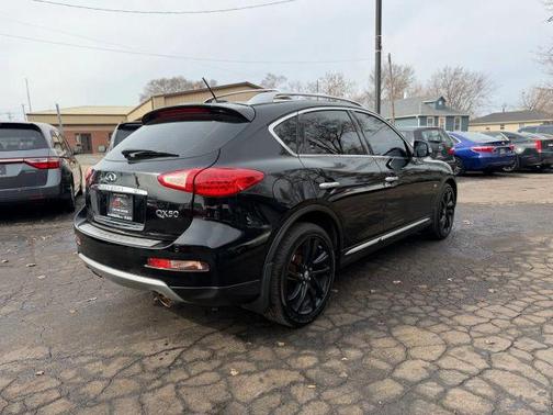 2017 INFINITI QX50 Base