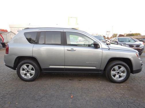 2016 Jeep Compass Sport
