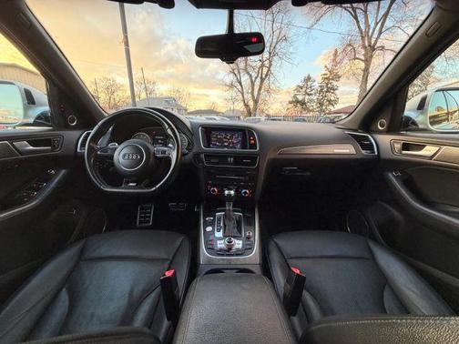 Blue 2015 Audi SQ5 3.0T Prestige