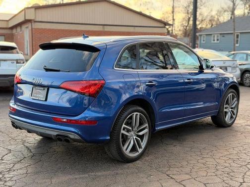 Blue 2015 Audi SQ5 3.0T Prestige