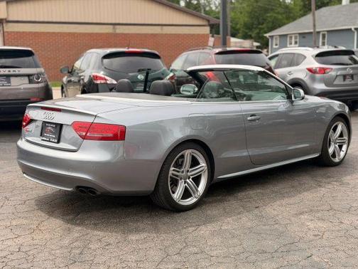 Gray 2011 Audi S5 3.0 Premium Plus quattro