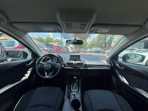 2015 Mazda Mazda3 i Touring