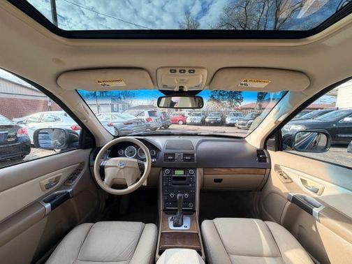 Black Stone 2012 Volvo XC90 3.2