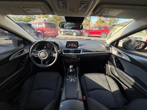 2018 Mazda Mazda3 Sport