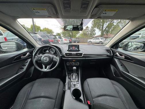 2016 Mazda Mazda3 i Sport