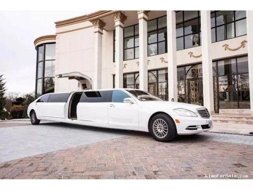 2013 Mercedes-Benz S-Class S 550 4MATIC