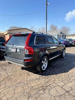 2012 Volvo XC90 3.2 R-Design Platinum