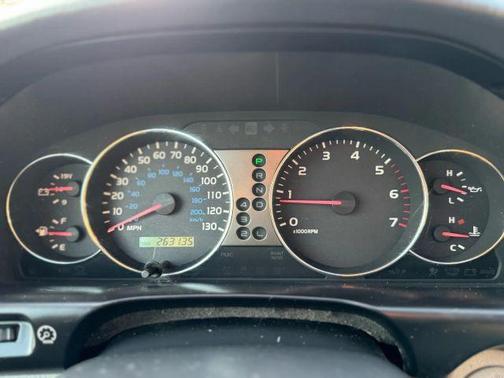 Blue 2004 Toyota Land Cruiser
