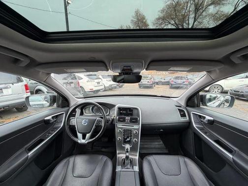 2015 Volvo XC60 T5 Premier