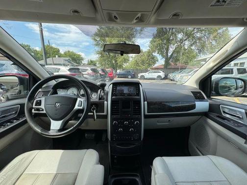 2010 Dodge Grand Caravan SXT
