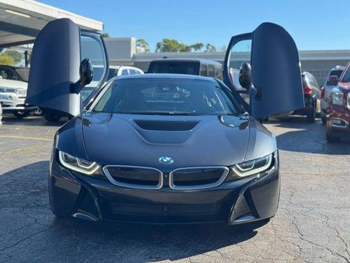 2017 BMW i8 Base
