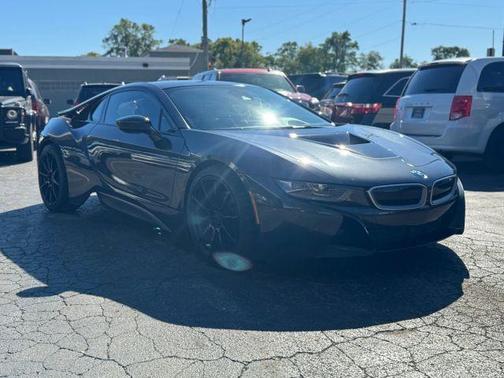 2017 BMW i8 Base