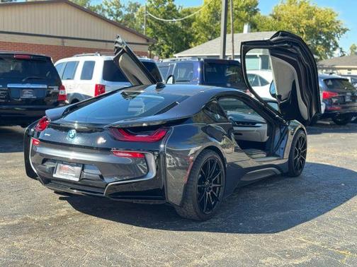 2017 BMW i8 Base